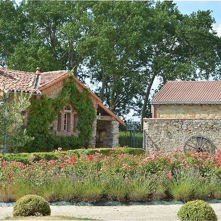 B&B Domaine De La Corbe Bournezeau Exterior foto