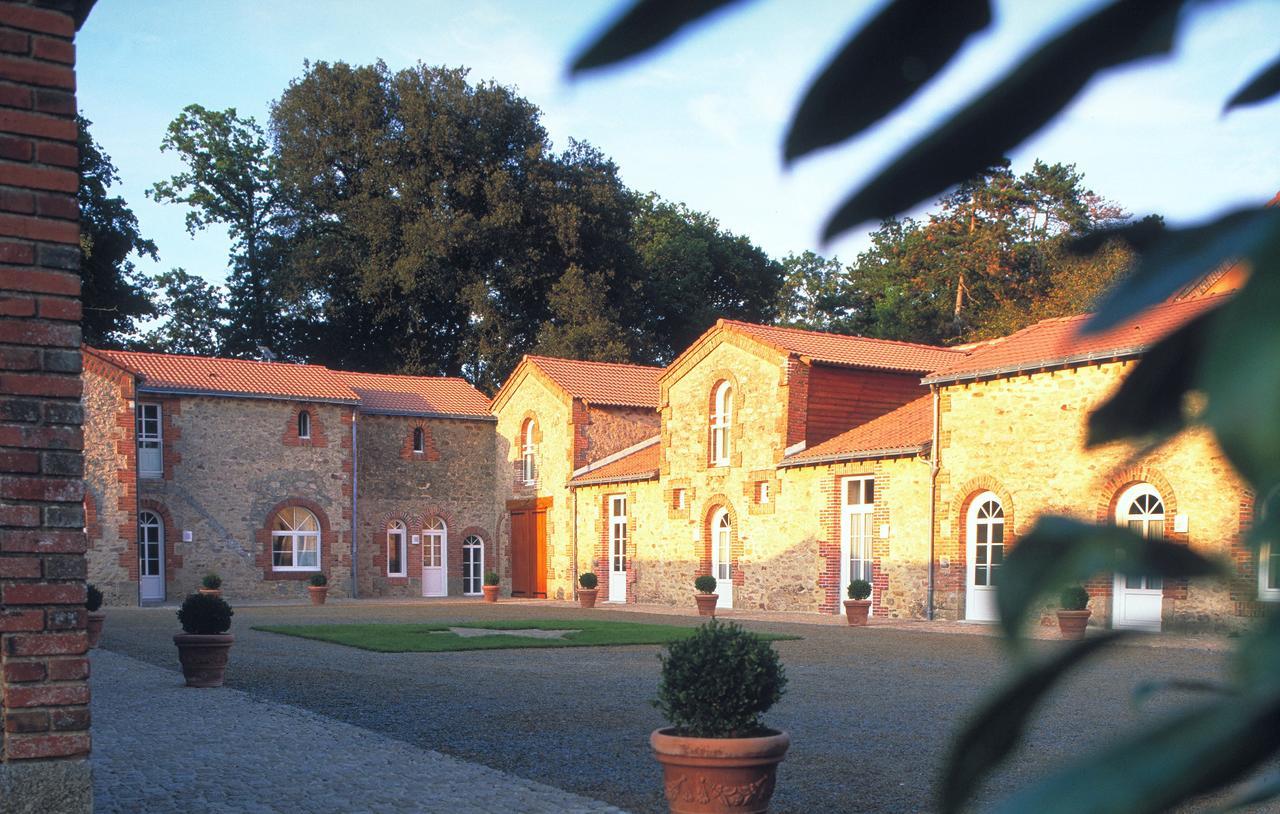 B&B Domaine De La Corbe Bournezeau Exterior foto