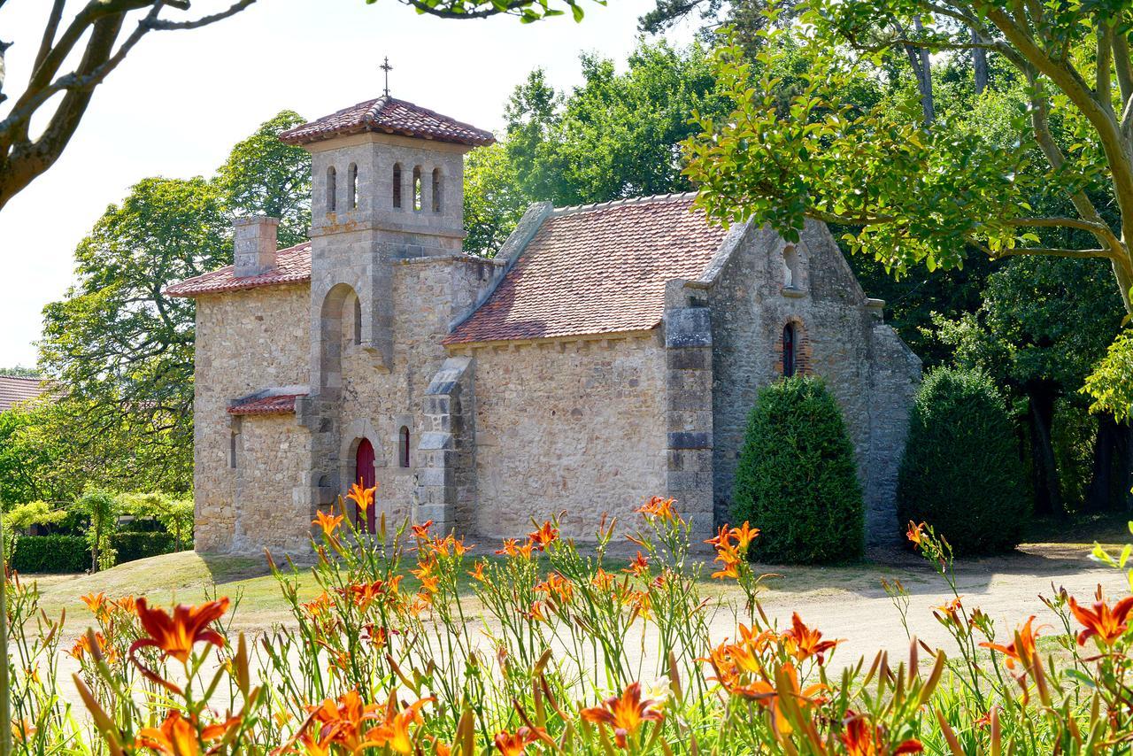 B&B Domaine De La Corbe Bournezeau Exterior foto